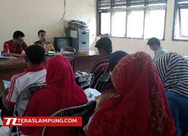 Diskominfo Lamsel Sosialisasikan KIM Kelurahan dan Desa