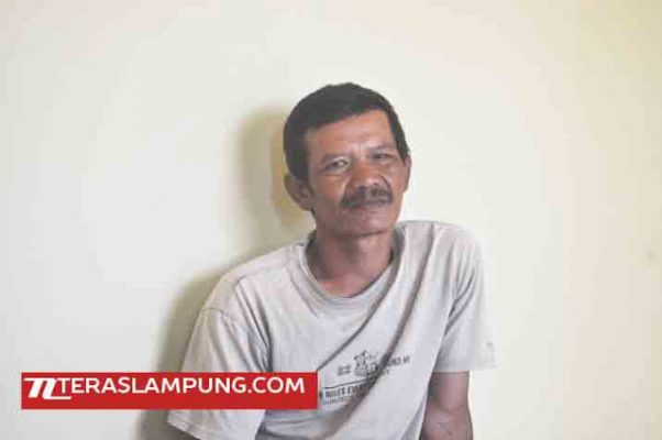 Memanen Listrik dari Air Terjun di Way Tenong