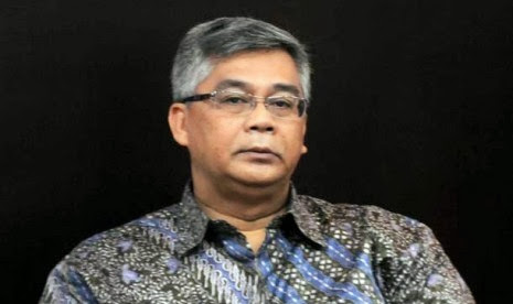 Kisah Lain: Cerita tentang Akil Mochtar (1)