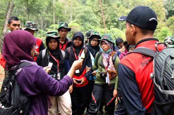 63 Peserta Ekspedisi NKRI Bidang Flora Fauna Latihan Praktek Lapangan
