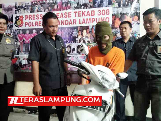 Door! Pelaku Curanmor Dilumpuhkan dengan Timah Panas