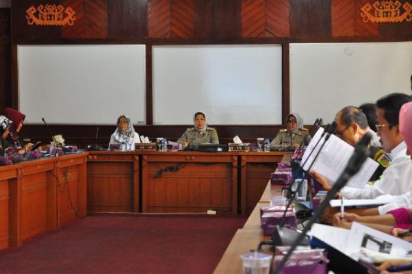 Pemprov dan BKKBN Tetapkan 15 Kampung KB di Lampung