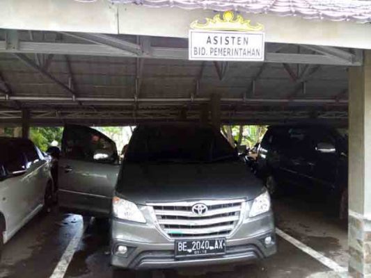 Plt. Asisten Pemerintahan Diminta Kembalikan Randis ‘Lungsuran’ Mantan Bupati Lamsel