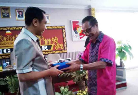 Bupati Lampung Utara Sambut Kedatangan Peserta Wisata Rohani