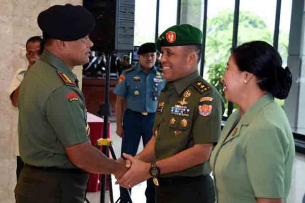 16 Perwira Tinggi TNI Naik Pangkat