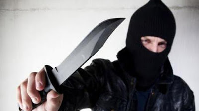 Polisi Temukan Mobil Travel yang Dilarikan Dua Perampok