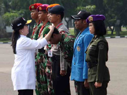 Menko PMK buka Ekspedisi NKRI Koridor Papua Barat