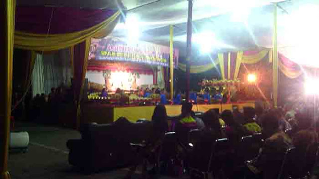 Masyarakat Antusias Tonton Pergelaran Wayang Kulit di Polda Lampung