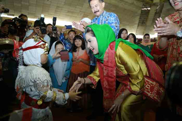 Aprilani Yustin Hadiri Pencanangan Gerakan Pembelajaran “Aku Anak Jujur”