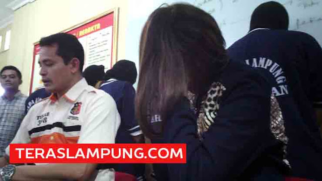 Wow! Tarif Hesty Klepek-Klepek Rp 100 Juta Sekali Kencan
