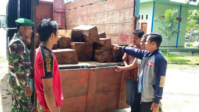 Korem Gatam Amankan Truk Pembawa Kayu Illegal Logging