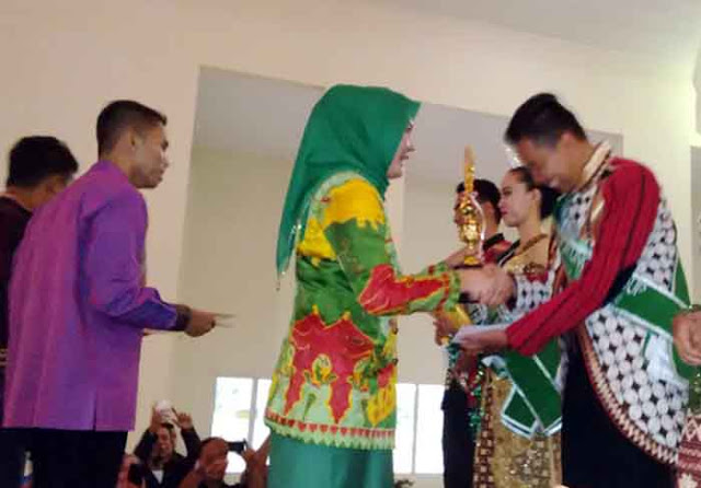 M. Arkan Rasyid dan Sintia Gugah Asih Terpilih Sebagai Duta Lingkungan Hidup Lampura 2016