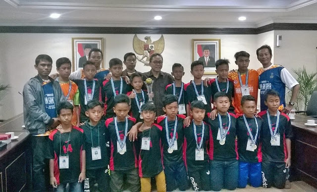 Siap ke Barcelona, Tim Sepakbola U-13 Diterima Ketua MPR RI