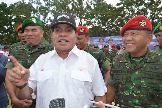 Gubernur Papua Barat Berangkatkan Tim Ekspedisi NKRI