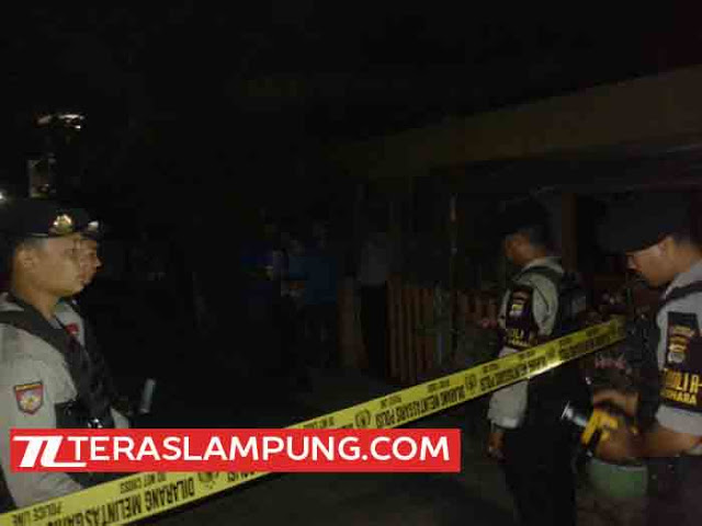 Densus 88 Mabes Polri Gerebek Rumah Terduga Teroris Edi Santoso di Bandarlampung