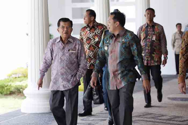 Wapres Jusuf Kalla Tiba di Lampung, Makan Siang di Mahan Agung