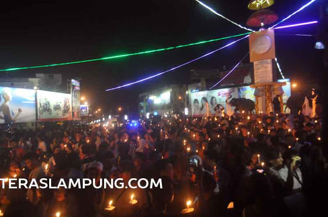 Video: Menyalakan 1.000 Lilin Bersama, Petisi untuk Lampung Terang Benderang
