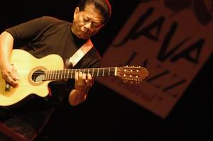 Musisi Jazz Ireng Maulana Tutup Usia