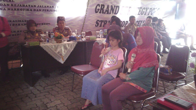 ‘Ngantor’ di Saburai, Kapolda Nasihati NR agar Jadi Anak Baik dan Pintar
