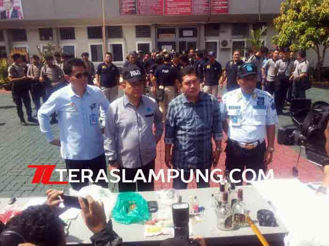 Pasca-Napi Tewas, Polisi dan BNNP Geledah Lapas Rajabasa