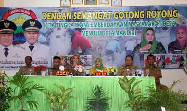 Tim Penilai Lomba PPGRM tingkat Provinsi Sambangi Desa Titiwangi Lamsel