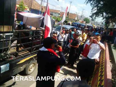 Protes Tender, Seratusan Kontraktor Berunjuk Rasa di Kantor Pemkab Lampung Utara