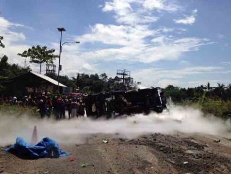 Truk Tangki Muatan Oksigen Cair Terbalik di Lamsel: 3 Orang Tewas, 2 Luka Berat