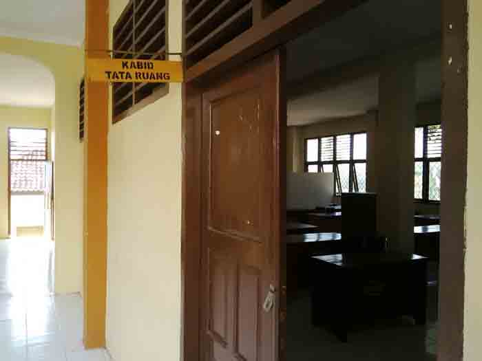 Masih Jam Kerja, Banyak Ruangan Dinas Pekerjaan Umum Lampura Kosong