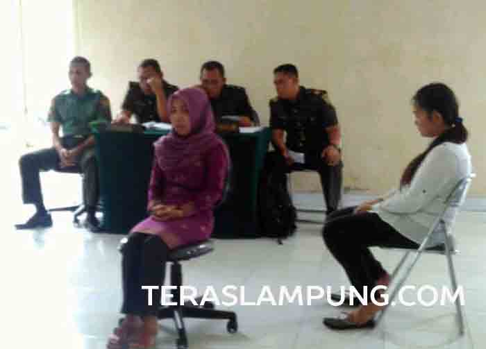 Sidang Pembunuhan Karyawan Universitas Malahayati, Istri Korban Menangis Saat Berikan Kesaksian