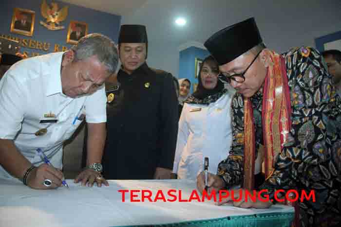 Zulkifli Hasan Resmikan “Perpustakaan Seru Krakatau” Lampung Selatan