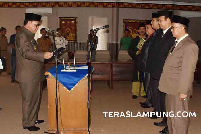 Sekkab Lampung Utara Lantik Empat Pejabat Eselon II