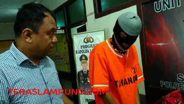 Penjambret Ini Ditangkap Setelah Ditabrak Korban Saat Berusaha Kabur 