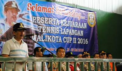 Walikota Herman HN Buka Kejuaraan Tenis Walikota Cup II