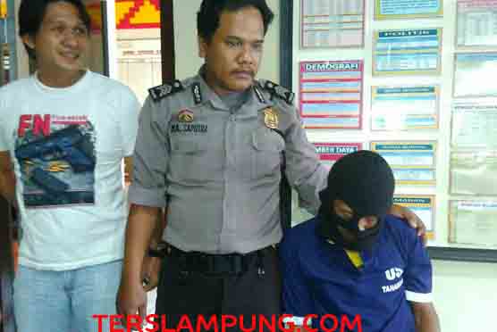 Jambret Bersenjata Api Diringkus Polisi Saat Kendarai Motor di Jalan