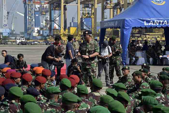 Prajurit TNI dan Tentara Malaysia Lakukan Latihan Gabungan