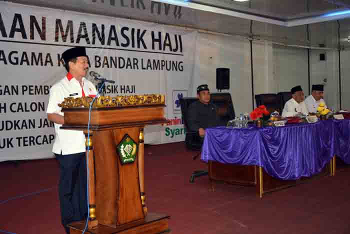 Walikota Herman HN Buka Acara Manasik Haji bagi Calon Jamaah Haji dari Bandarlampung