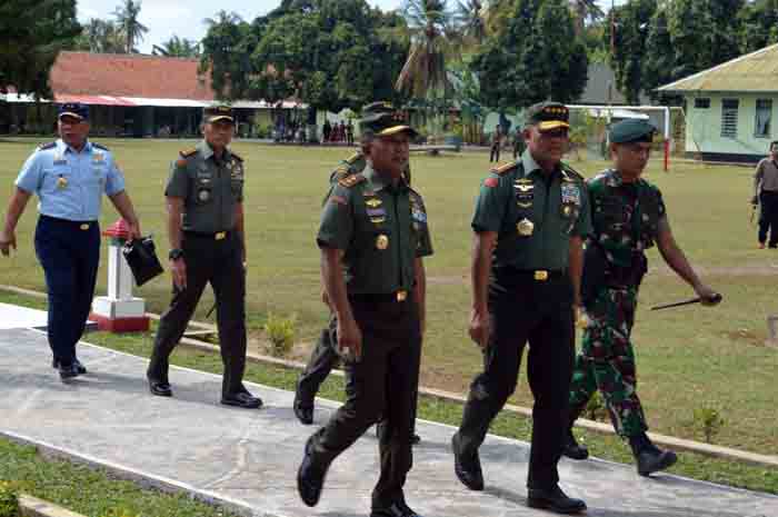 Panglima TNI Akan Bangun Rusunawa Prajurit Rindam IX/Udayana