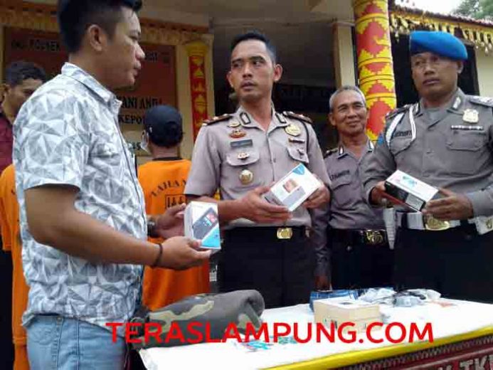 Tiga Remaja Pembobol Gerai Handphone Ditangkap Polisi