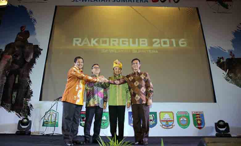 Koridor Ekonomi Sumatera dan Forum “Ecek-Ecek” Gubernur Se-Sumatera