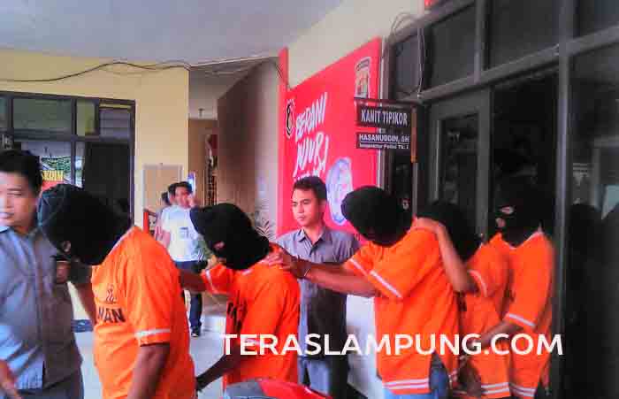 Tujuh Sopir Pengeroyok Fahrizal Hingga Tewas Dibekuk di Pelabuhan Panjang