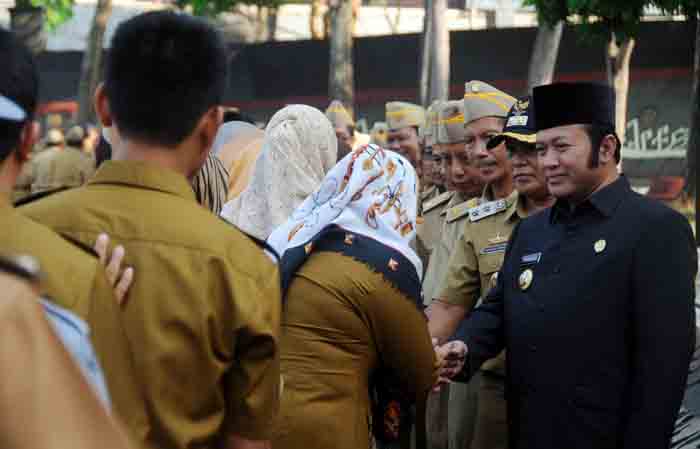Bupati Zainudin Hasan dan Wabup Nanang Ermanto Halal Bihalal dengan PNS Lamsel