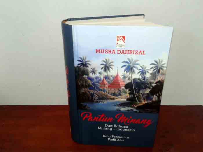 Diusulkan Masuk Rekor MURI, Rumah Budaya Fadli Zon Luncurkan Buku 5.000 Pantun Minang