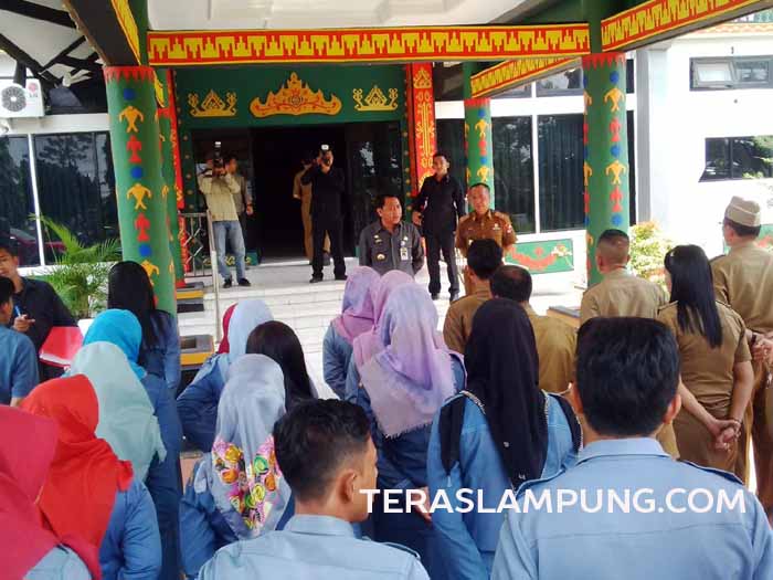 Video: Bupati Lampura Peringatkan Pegawai yang Malas-Malasan