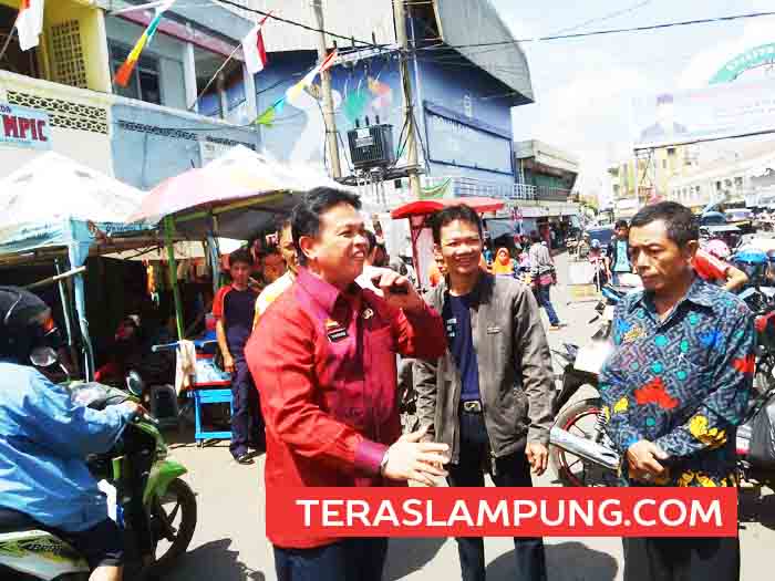 Pertokoan Pasar Dekon Kotabumi akan “Disulap” Menjadi Alun-Alun