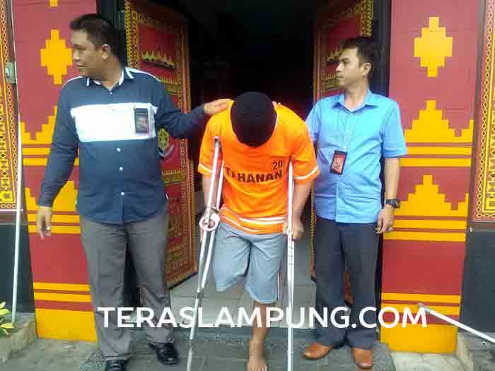 Coba Tendang Polisi, Penjambret Ditembak Tekab 308 Polresta Bandarlampung