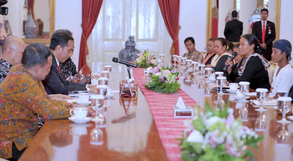 Temui Masyarakat Kendeng, Presiden Jokowi Tawarkan Solusi Soal Pabrik Semen