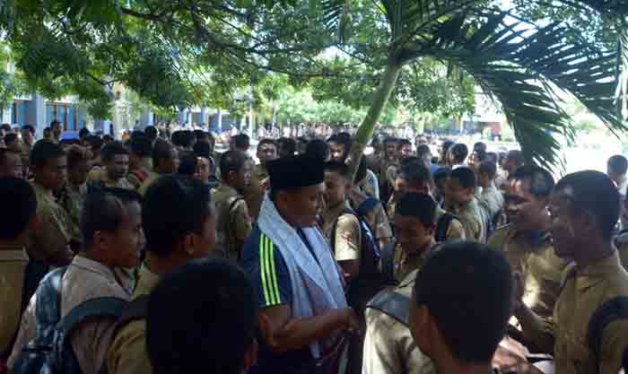 Bupati Mustafa Turun Tangan Lerai Tawuran Pelajar SMAN 1, SMKN 2, dan SMKN 3 Terbanggi Besar