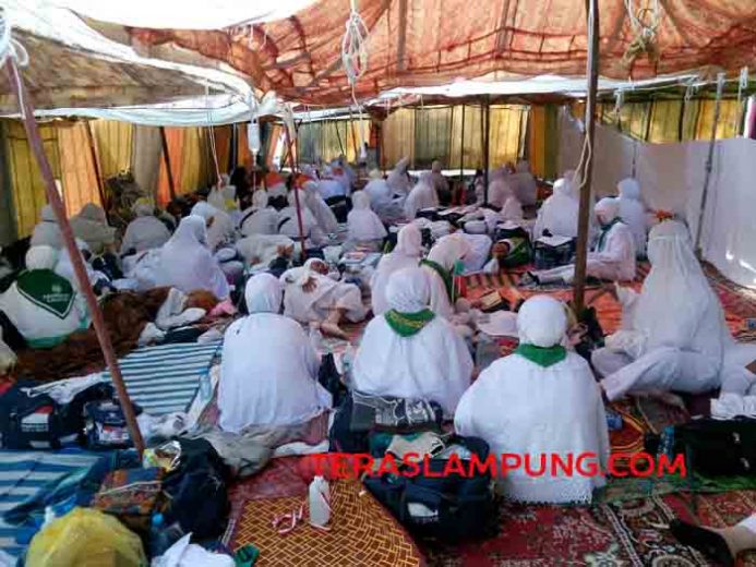 Foto: Kesibukan Jamaah Calon Haji Lampung di Padang Arafah