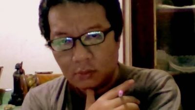 Ahmad Yulden Erwin, Sastrawan Cerdas dan Berdedikasi Tinggi