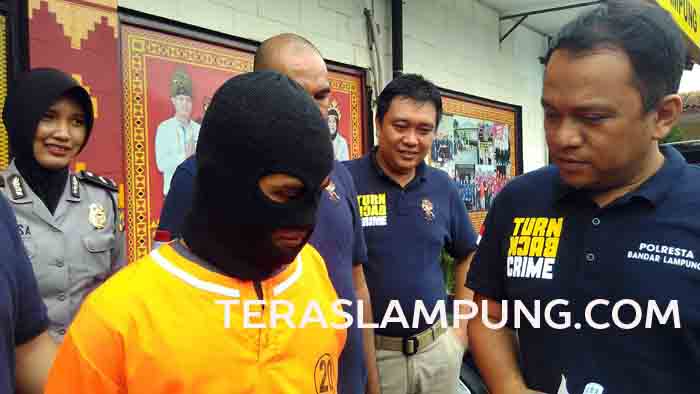 Warga Jabung Ini Hanya Perlu Waktu 30 Detik untuk Curi Sepeda Motor